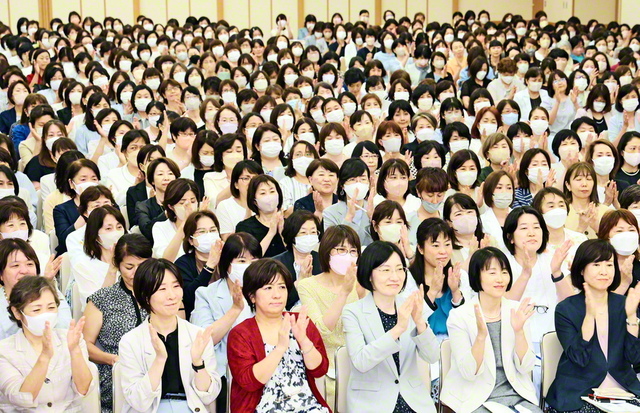 〈座談会〉 勇気と励ましの連帯広げる女性部 今いる場で希望の太陽と輝く | やっさんのブログ