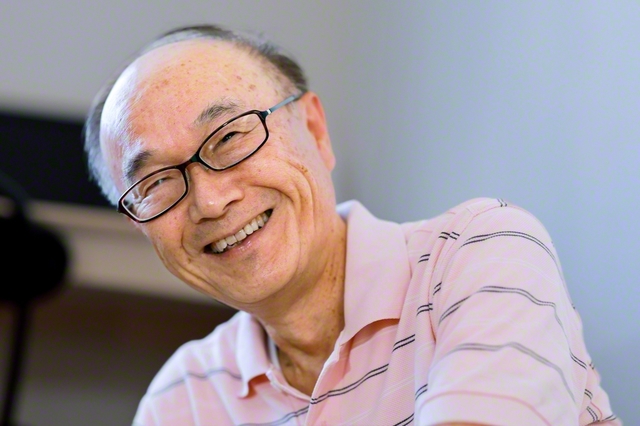 中西さんの優しい瞳の奥には、幾たびの試練を越えた強き信念がにじんでいる