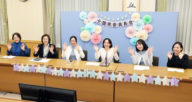 折伏の推進とともに、華陽のスクラムの拡大を約し合った全国県委員長会