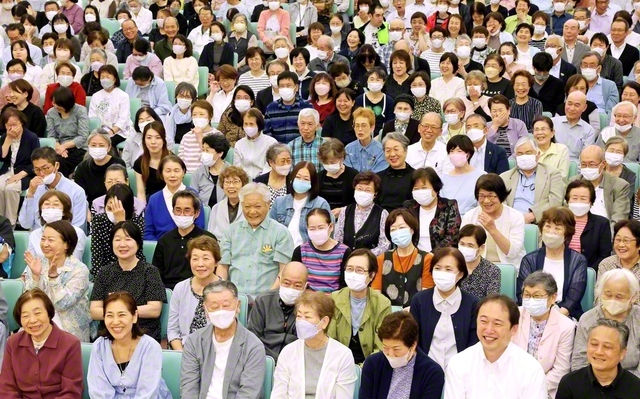 わが使命の天地に広宣勝利の旗を！――異体同心の団結で勇気の対話を約し合った板橋総区の総会（板橋文化会館で）