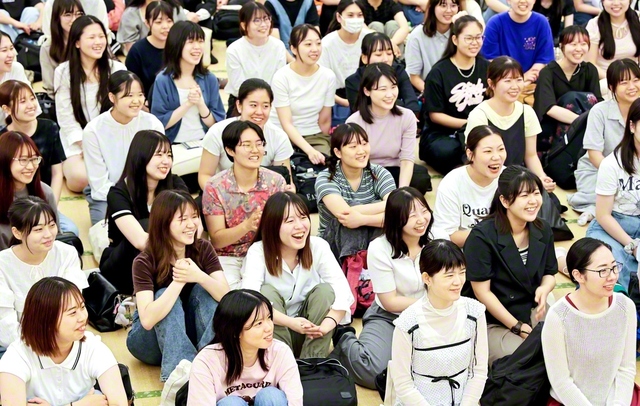 朗らかに開催された女性部八王子特区の「華陽祭」（松風センターで）