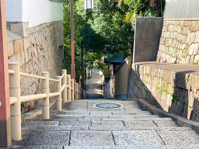 多くの文学者に愛された口縄坂