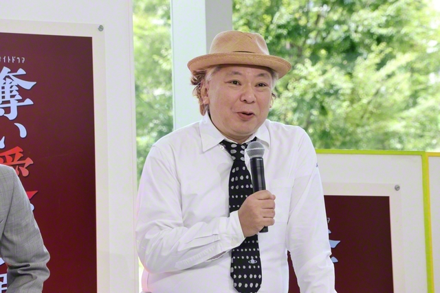 脚本家の鈴木おさむ