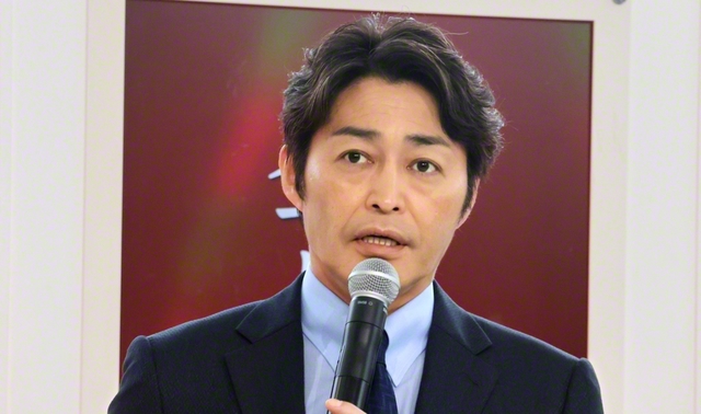 安田顕