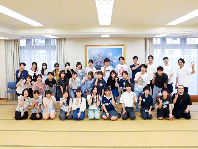企画会を終えた世田谷総区の友が笑顔で。自由な語らいに一段と友情が深まった（6月29日、東京池田記念講堂で）