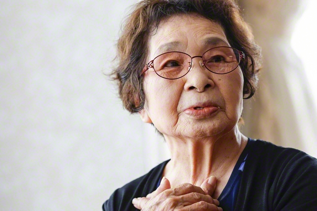「戦争におうた人しか分からん痛みがある」と中村さん。「だからこそ言葉にして伝えていきたい」