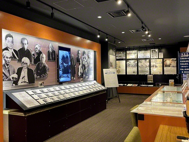 おおむね半年ごとに企画展示を開催している