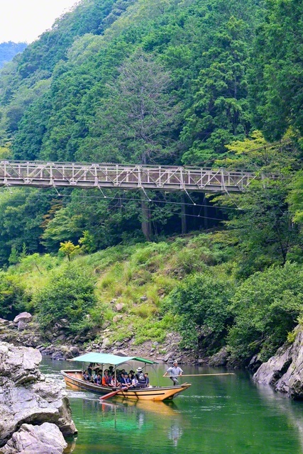 時の流れが止まったかのような感覚を覚える保津峡の絶景