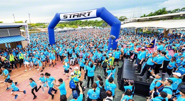 共生の明日へ!――首都クアラルンプールの「ラン・フォー・ピース(Run For Peace)」(6日)