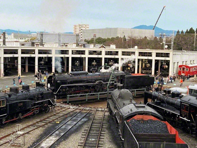 国の重要文化財に指定されている扇形車庫（提供:京都鉄道博物館）