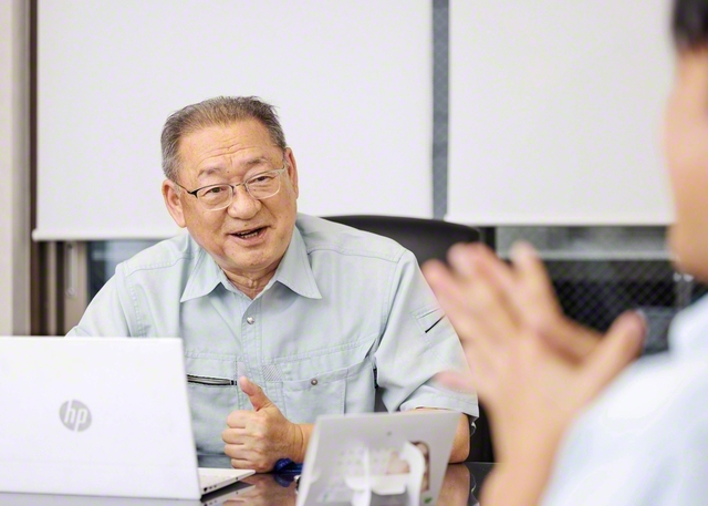 「目標持って題目あげて挑戦する。それが青春なんですよ」と斉藤さん