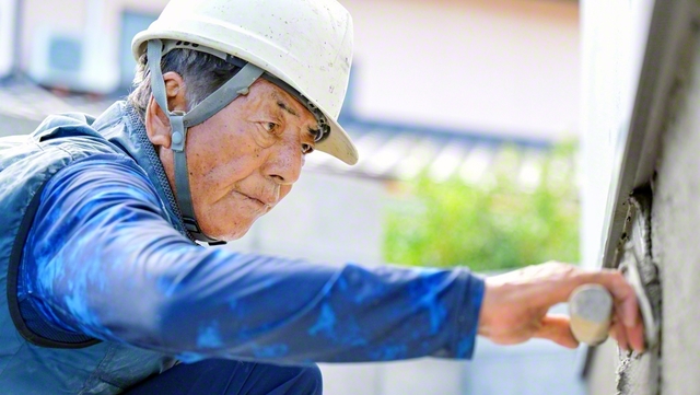 「妥協するのも自分。徹するのも自分」――ただひたすらに、左官職人の道を歩み続ける大久保さん