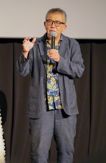 メガホンを取った篠原監督