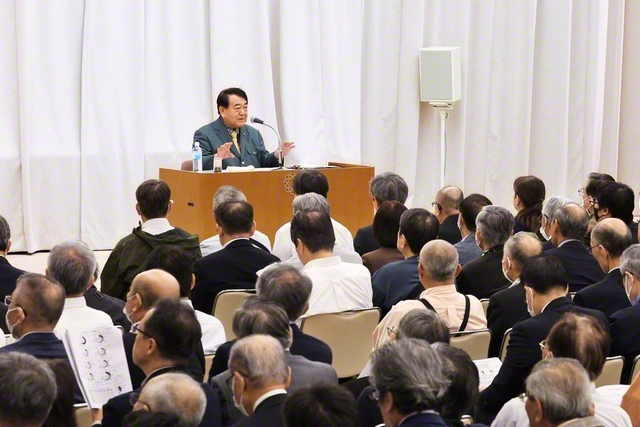 寺島氏が講演した専門部のセミナー（創価文化センター内の金舞会館で）