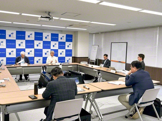 東京で行われた、北東アジアの平和と安全保障を巡る学術会議(17日)