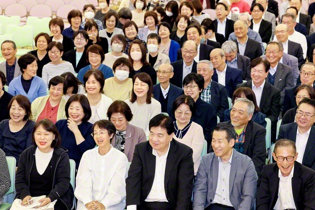 勝利の誓願を胸に進む東京・葛飾総区の友(葛飾平和講堂で)
