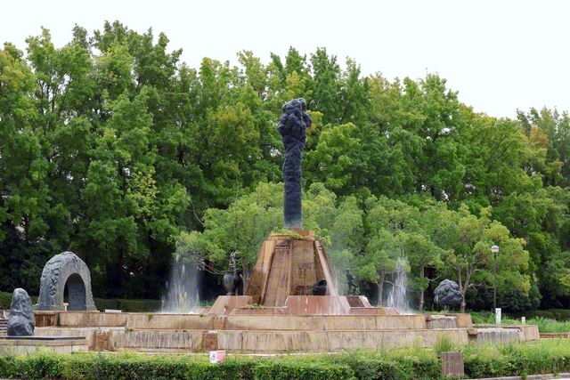 大阪府豊中市の服部緑地。自然豊かな環境で、スポーツや憩い、イベントなど、府民のレクリエーション拠点となっている