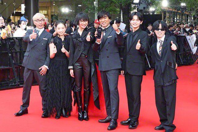 「迷宮のしおり」
監督:河森正治
声の出演:SUZUKA（新しい学校のリーダーズ）