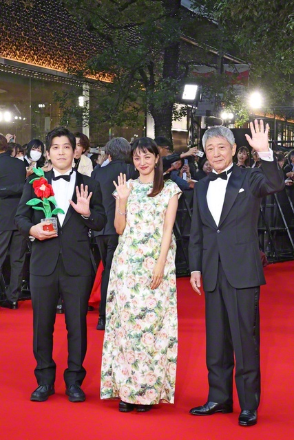 「ホウセンカ」
監督:木下麦
声の出演:小林薫、満島ひかり