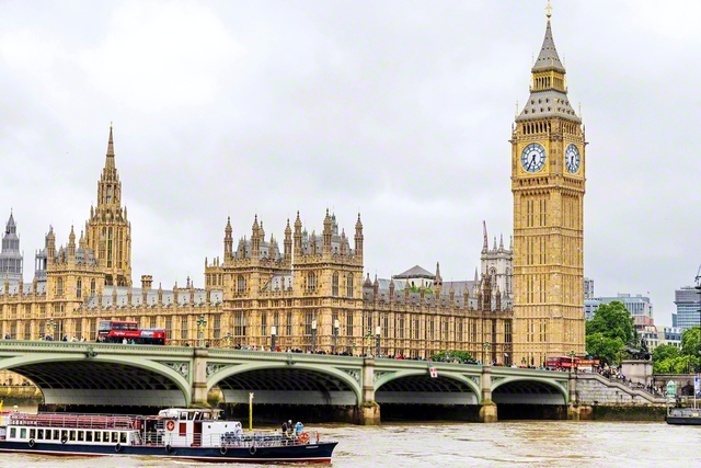 イギリスの国会議事堂であるウェストミンスター宮殿。1989年5月、池田先生もこの地を訪れ、宮殿を写真に収めたことがある