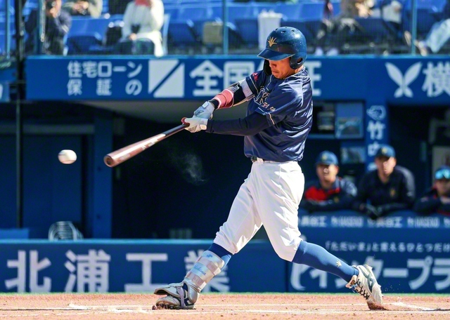 2安打4出塁と活躍した1番・大島。中堅手として安定した守備でもチームを支えた（横浜スタジアムで）