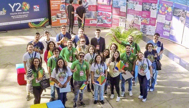 COP30の開催地となるブラジルのベレンで、昨年6月に行われたY20サミット（主要20カ国・地域の青年による国際会議）の準備イベント。ブラジルSGI青年部やアマゾン創価研究所の代表も参加し、気候変動をはじめとする地球的な課題が議論された