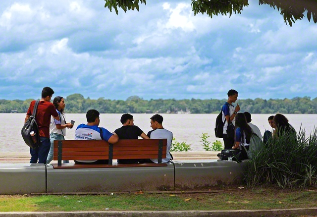 キャンパス内の憩（いこ）いの場。アラウジョ教授が提案・整備した