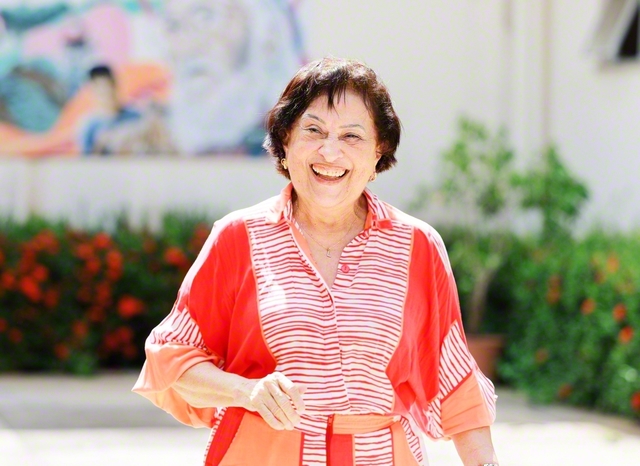 マリア・ルデタナ・アラウジョ教授