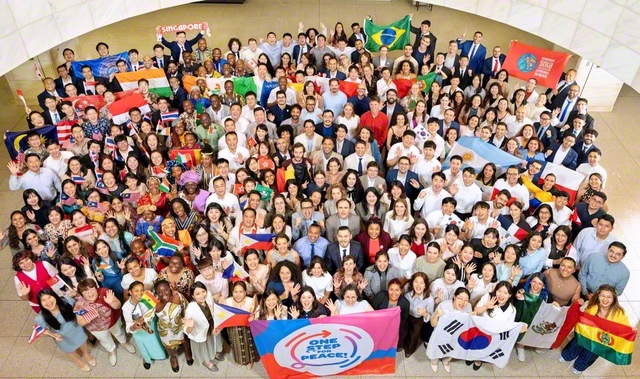 平和・文化・教育の連帯を世界へ――SGI青年研修会に集った友（9月、東京で）