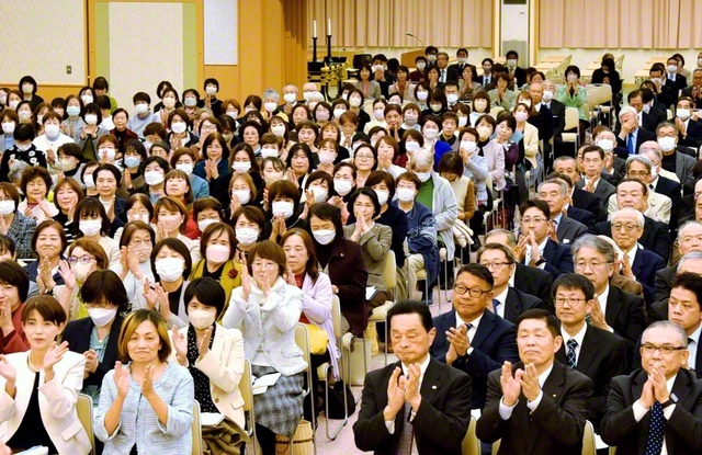 歓喜の対話拡大を約し合った山梨総県の本部長会（山梨文化会館で）