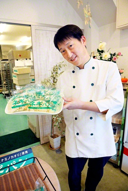 【熊本】20年以上愛される「ネギパン」を紹介する髙岡さん（健軍町駅から徒歩約5分）