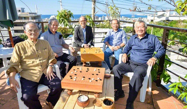 【沖縄】左から安次嶺通さん、博さん、勇さん、伸さん、武さん