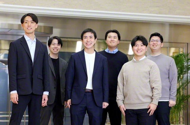 清新な決意に燃える男子未来部のリーダー。左から札元副未来部長、金子未来部副書記長、大橋未来部長、森明未来部書記長、仙名少年部長、出口少年部書記長