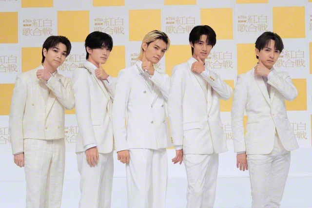 会見に出席し、コメントしたM！LK・佐野勇斗（中央）