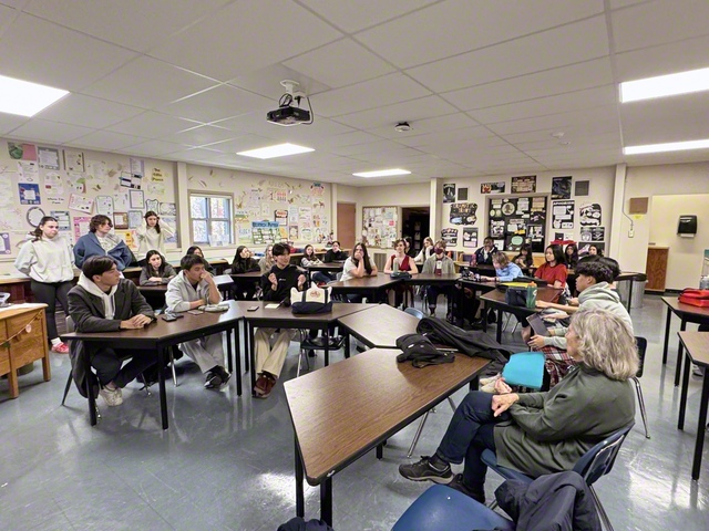 ウィニペグ市にあるグラントパーク高校の生徒と交流も