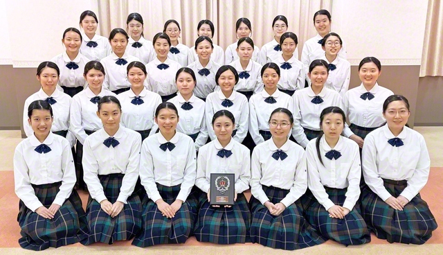 全国の舞台へ出場する東京・創価高校の箏曲部