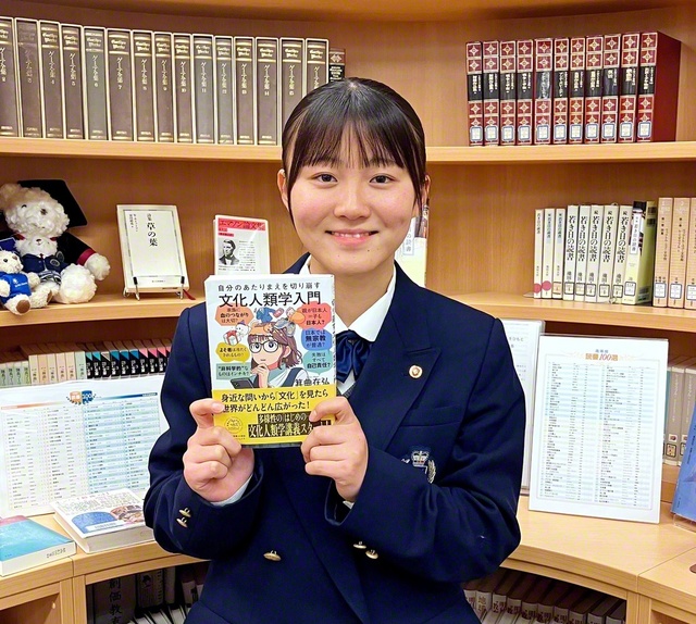 全国大会出場を決めた石中さん。「本の魅力や自分の思いを伝えたい！」と語った