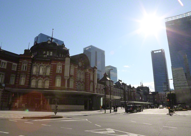 日本有数のオフィス街と共に歴史を刻んできたJR東京駅の丸の内駅舎（東京都千代田区）＝東京・浅見健一通信員