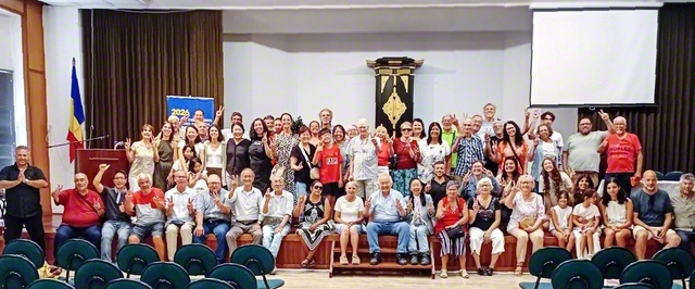 信心の歓喜に満ちたウルグアイの新年勤行会（1月1日、ウルグアイ文化会館で）