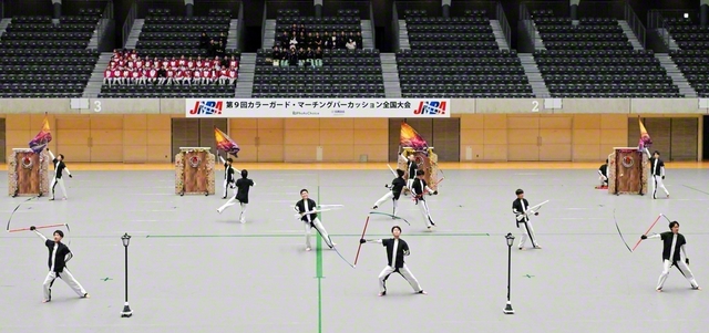 創価中部ファーストスターズが躍動感あふれる演技を披露。地道に重ねた努力の成果を出し切り、新たな歴史を築いた（同）