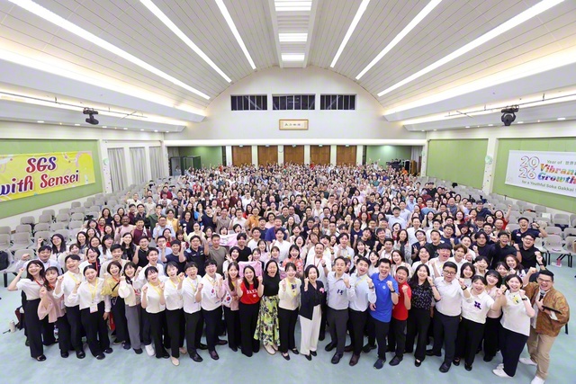 ユースフレンドシップナイトに参加した西日本、韓国、シンガポールの青年たち（同）