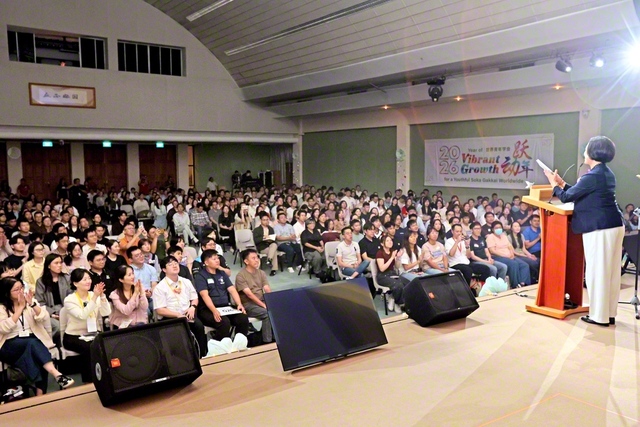 若き力で広布を進めゆくことを誓い合ったユースフレンドシップナイト（3日、SGS本部で）