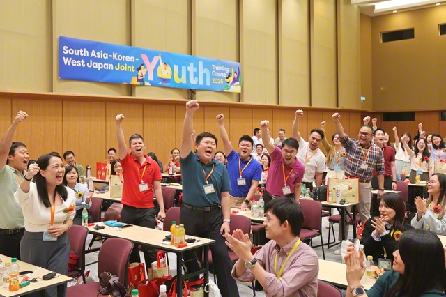 マレーシアで開催された「南アジア・韓国・西日本合同青年研修会」。偉大なる師の精神は、広布に先駆する創価の青年に流れ通う（1月31日、SGIアジア文化教育センターで）