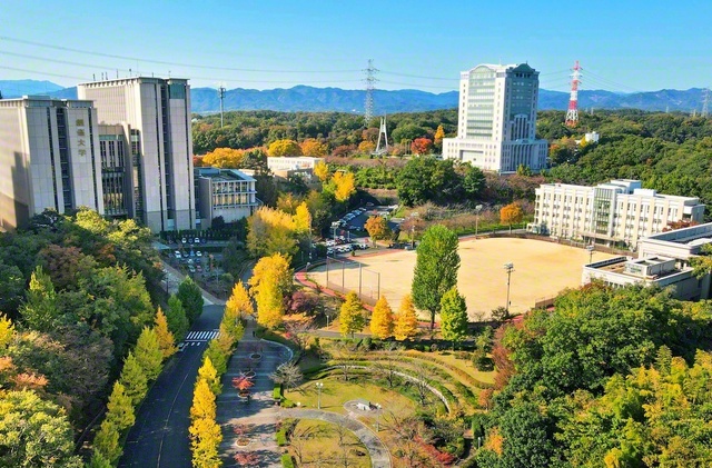 語学は世界への翼――平和貢献の人材を輩出する創価大学