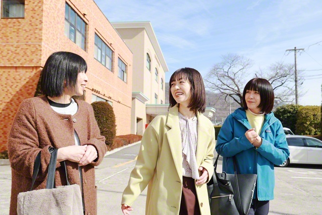 同志の励ましに支えられ