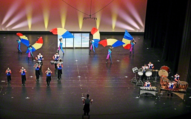 創価岡山レインボーサウンズが「Earth　Melodies～大自然の序曲～」と題して、躍動のステージを披露（同）