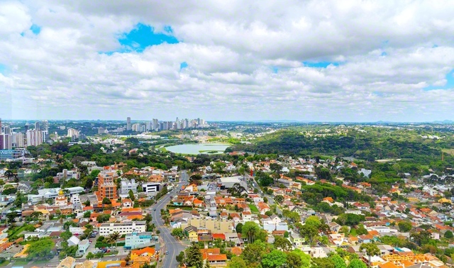 自然と調和した景観が広がる世界有数の環境都市・クリチバ