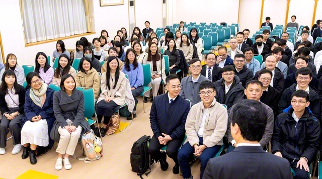 台湾青年部の来日研修会の開講式。一人一人が広布拡大に率先し集った（戸田記念国際会館で）