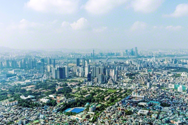 環境政策やデジタル技術を推進するソウル特別市は、SDGsのモデル都市として国際的に評価を受けている