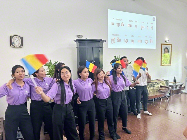 青年部の指揮で学会歌「21世紀のマーチ」を声高らかに